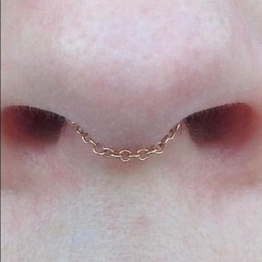 Maria Tash 16g Yellow Gold Chain Septum Spinner